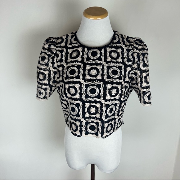 Tuckernuck SAYLOR Black and Creme Morgana Granny Square Crop Top - Picture 6 of 9